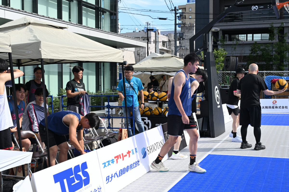 バスケットボールプロショップ ヨシエスポーツ