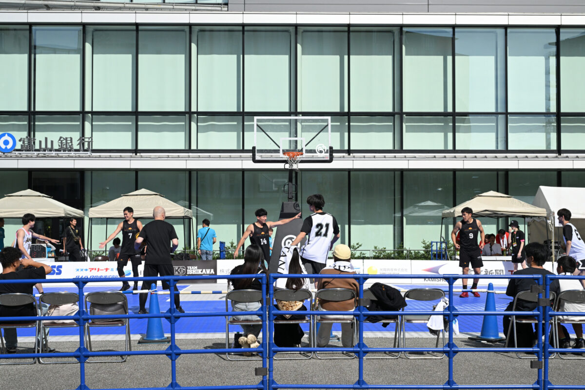 バスケットボールプロショップ ヨシエスポーツ