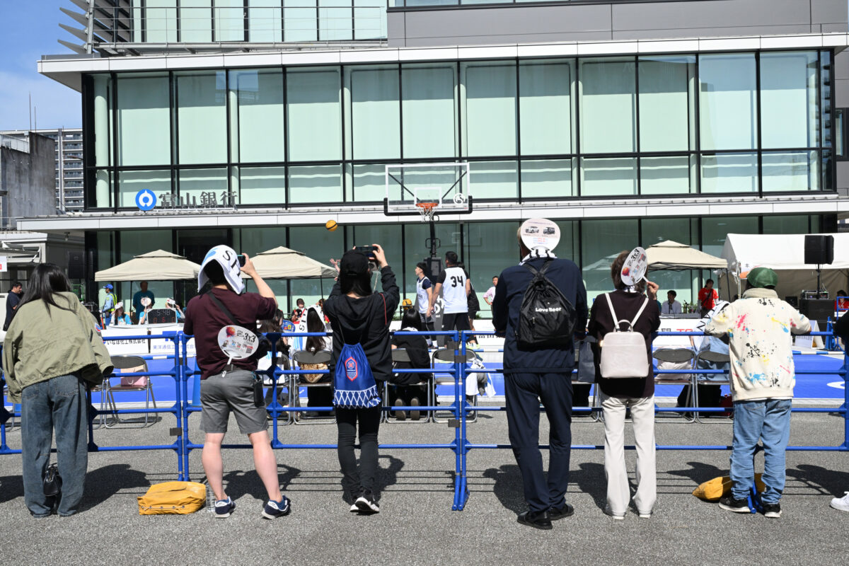 バスケットボールプロショップ ヨシエスポーツ