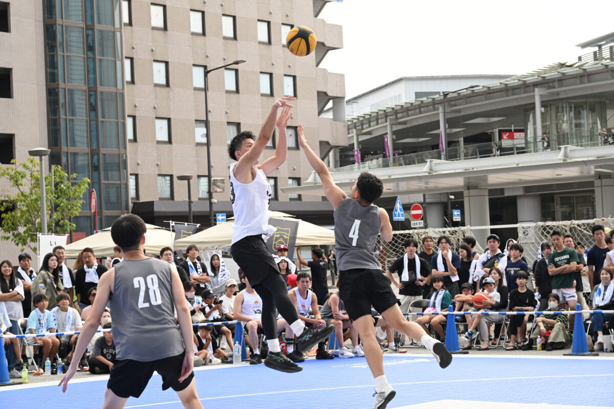 バスケットボールプロショップ ヨシエスポーツ